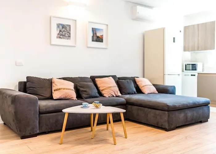 Sibenik * Brodarica (Sibenik-Knin)