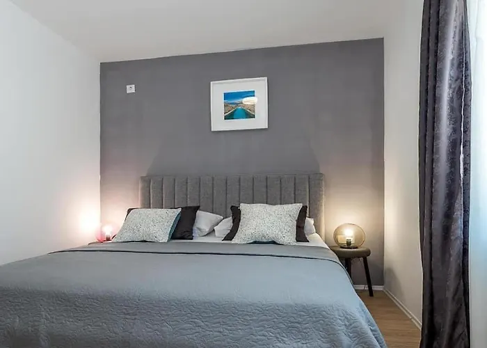 Sibenik Apartament *